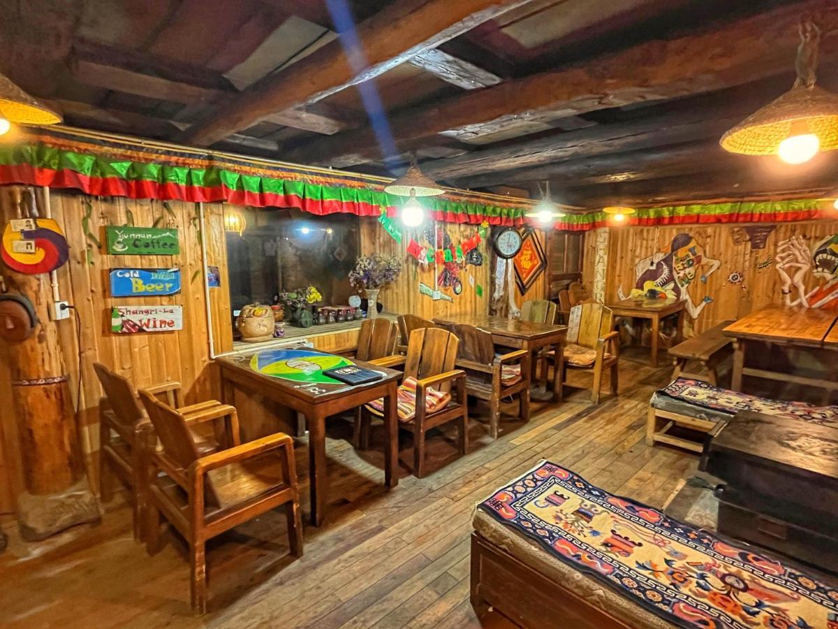 Tavern Hostel仁和客栈 Shangri-La Exterior photo